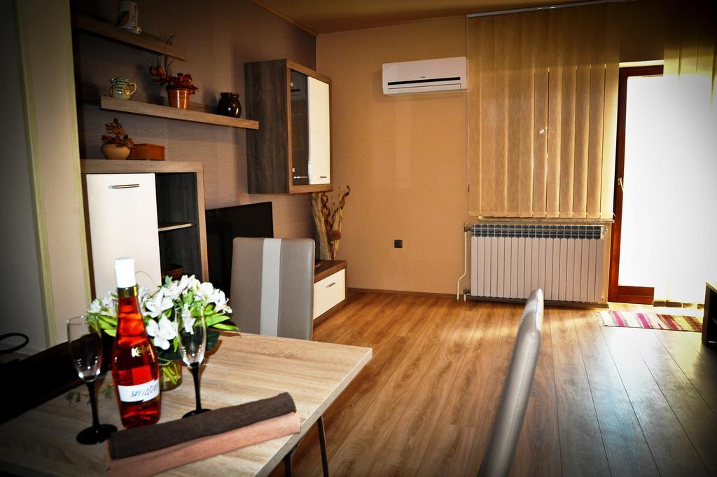 Apartment Vesna Supetarska Draga Bagian luar foto